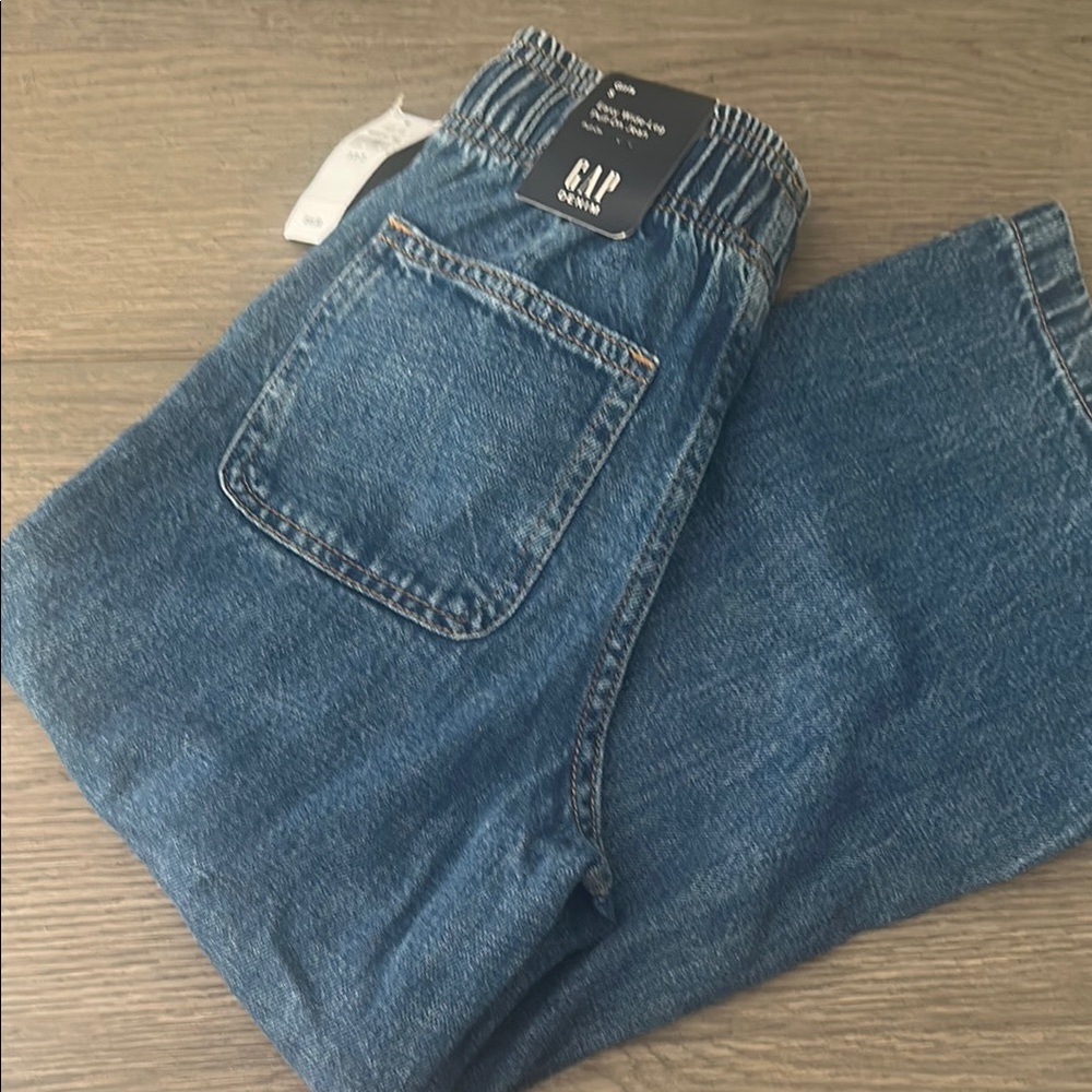 Girls GAP Easy Wide-Leg Pull-on Jean, size small (6-7)